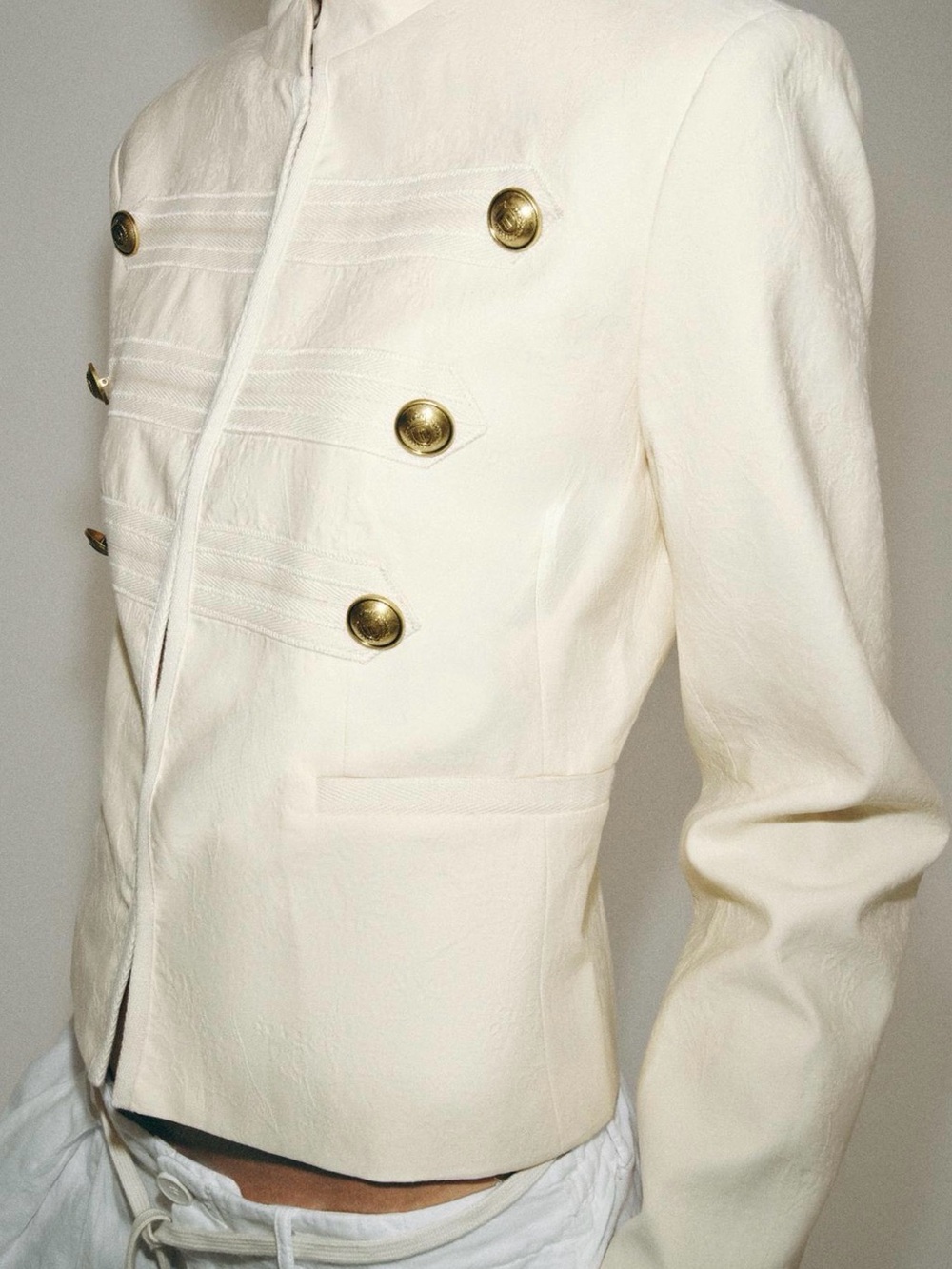 ZARA COLLECTIONS FITTED BUTTON JACKET SIZE (S)